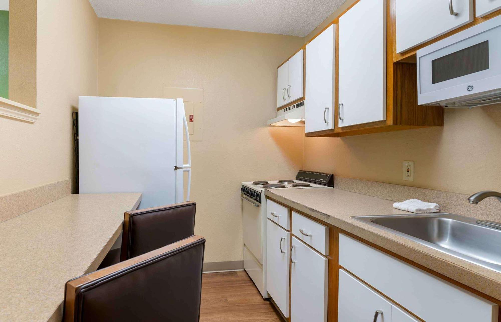 Extended Stay America Suites - Raleigh - North Raleigh - Wake Towne Dr Exterior foto